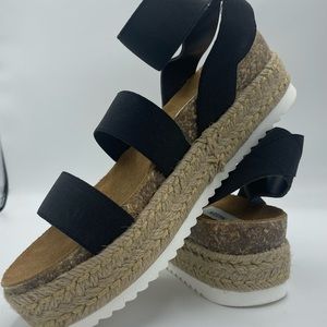 Steve Madden Women's Kimmie Wedge Sandal